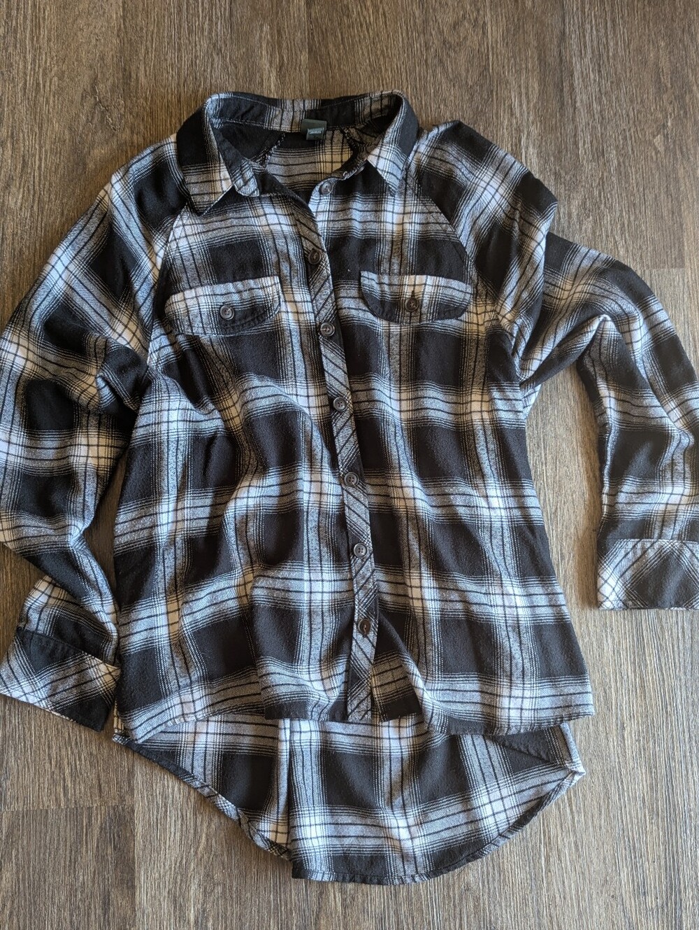 Women's Black & White Plaid Button-Up Shirt